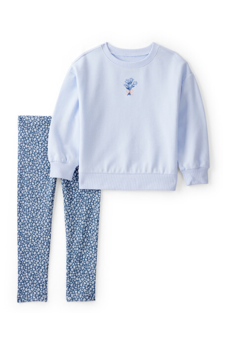 Set dos piezas de algodón, pantalón acanalado y buzo, azul, diseño floral. Talles 2-5T Set dos piezas de algodón, pantalón acanalado y buzo, azul, diseño floral. Talles 2-5T