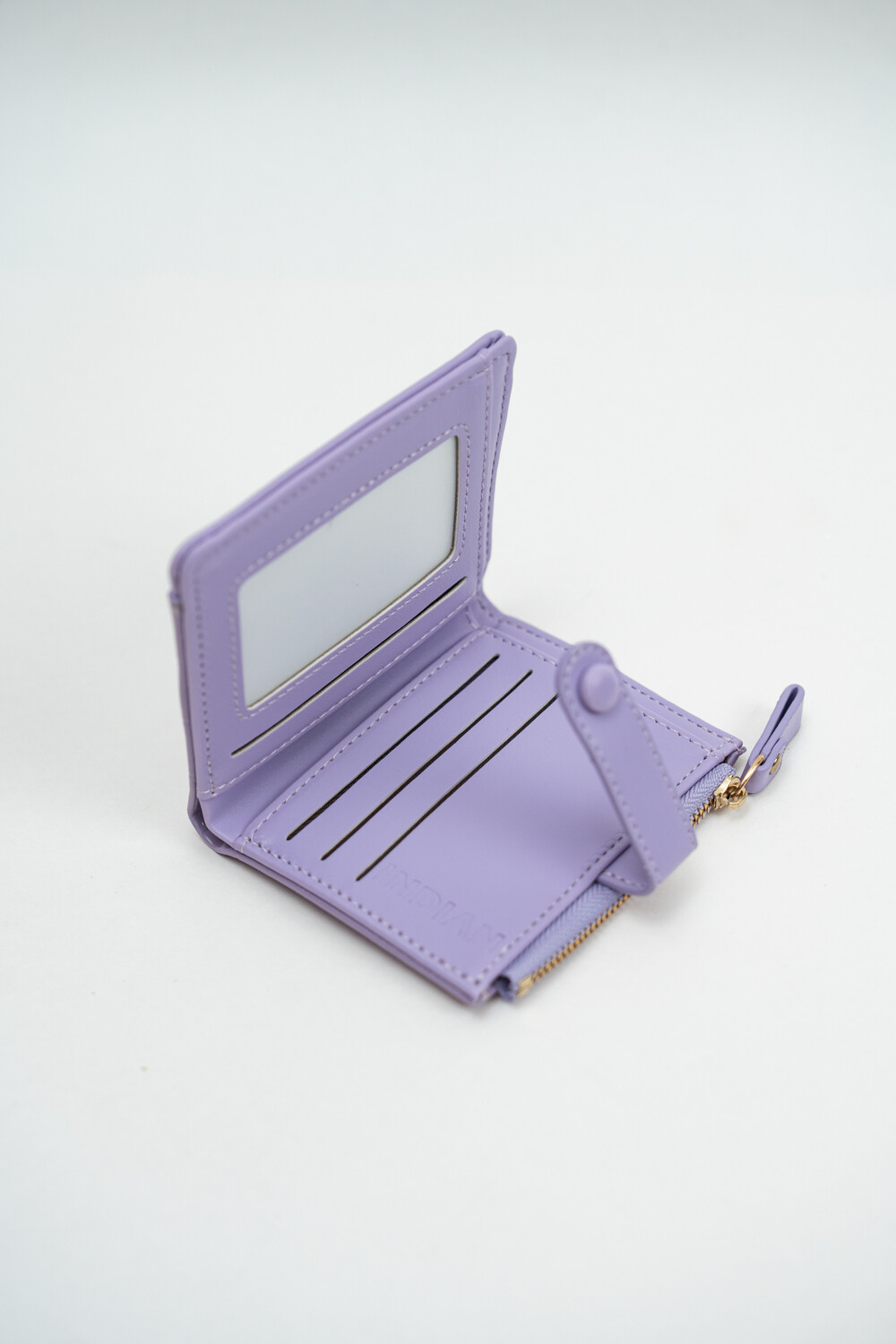 Billetera Pila Violeta