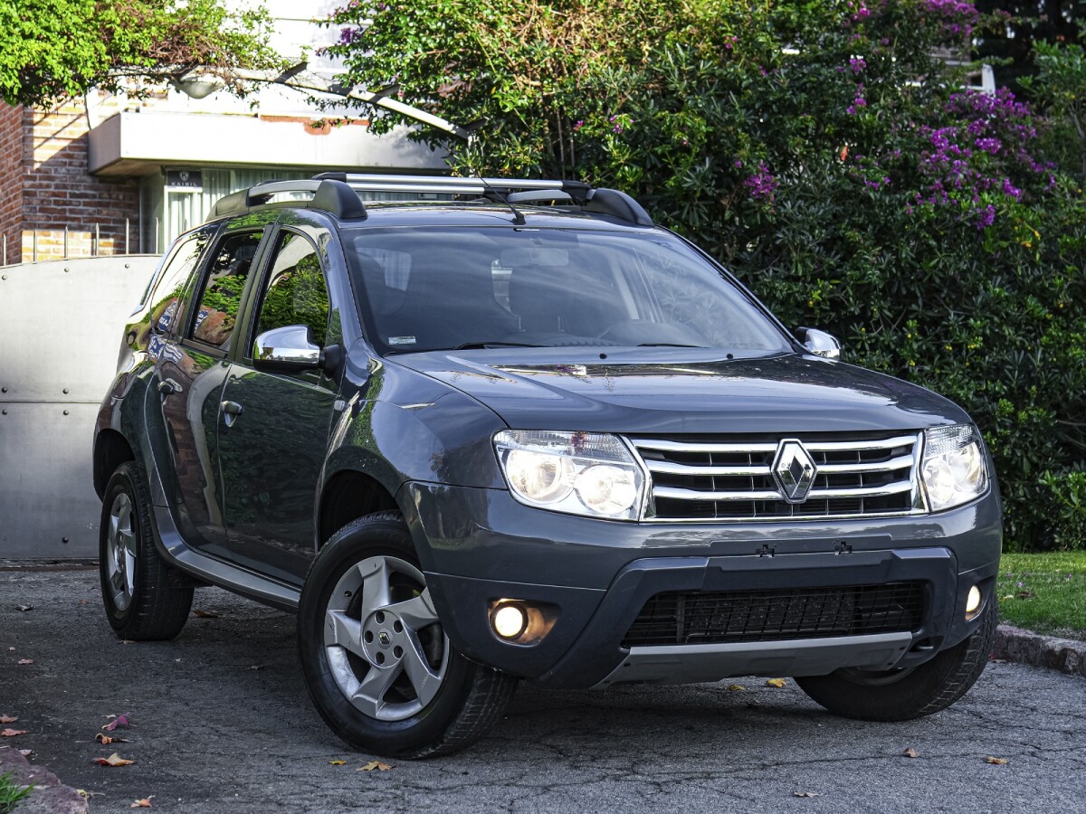 Renault Duster Privilege Ficha Oficial | Permuta / Financia Renault Duster Privilege Ficha Oficial | Permuta / Financia