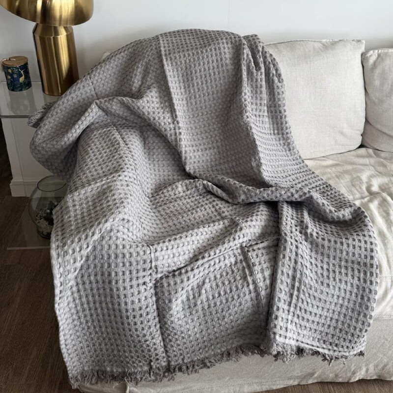 Manta tejida para sillón y cama gris 180 x 230 cm