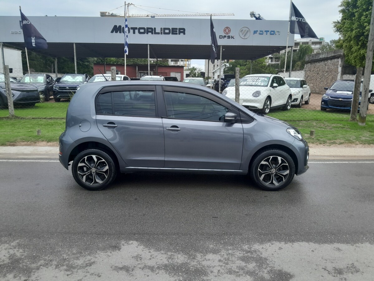 Volkswagen Up Move 1.0 Extra Full | Permuta / Financia Volkswagen Up Move 1.0 Extra Full | Permuta / Financia