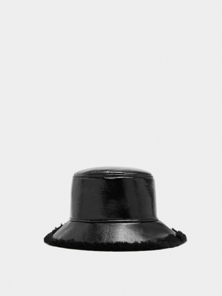 Sombrero Bucket Charolado negro