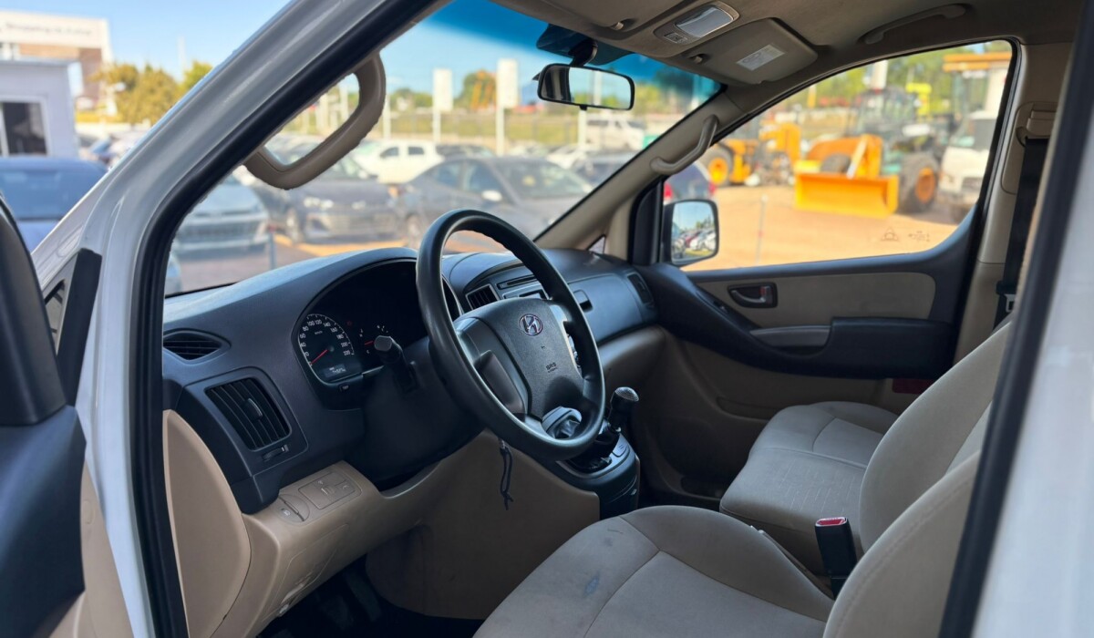 Hyundai H1 Mbus 9 Plz Nafta - 2019 (New) Hyundai H1 Mbus 9 Plz Nafta - 2019 (New)