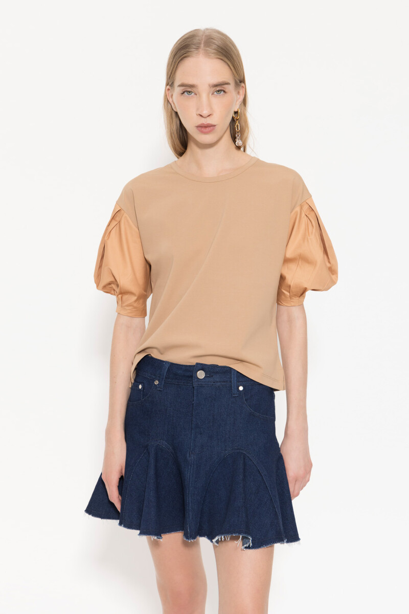 TOP GWEN Camel