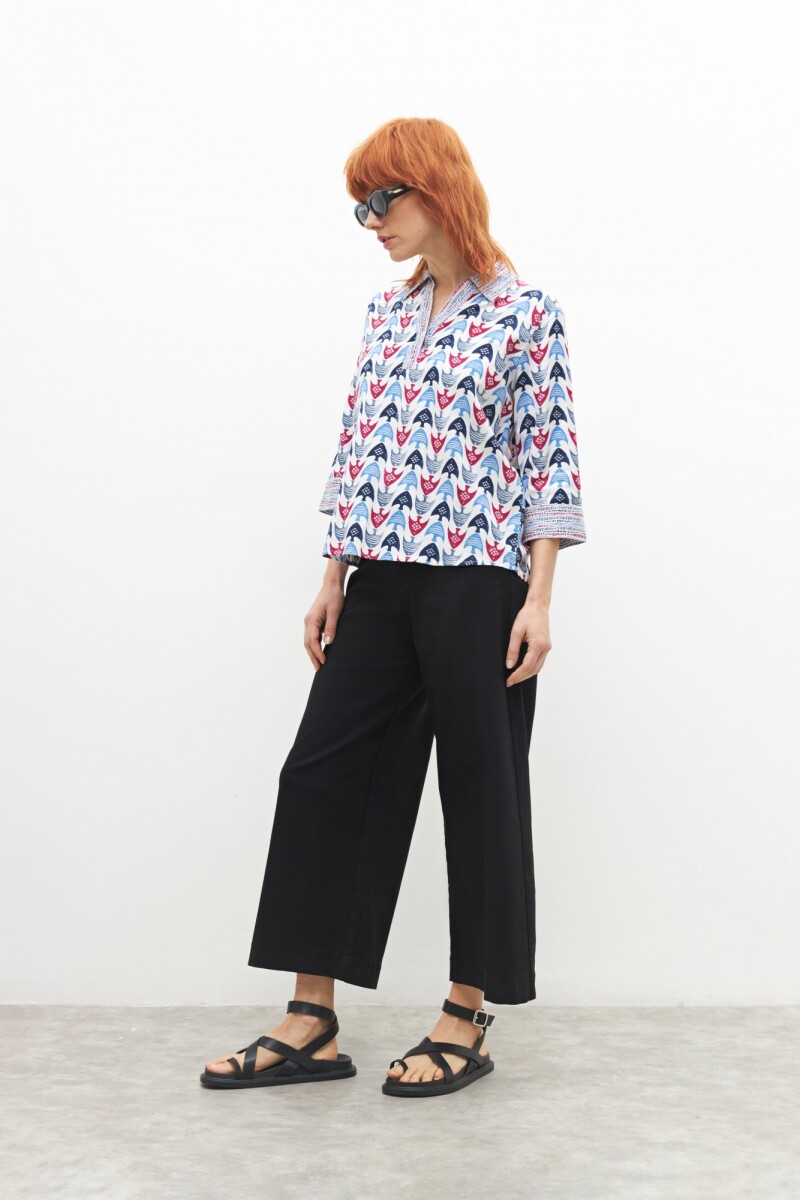 Blusa estampada cuello camisa multicolor