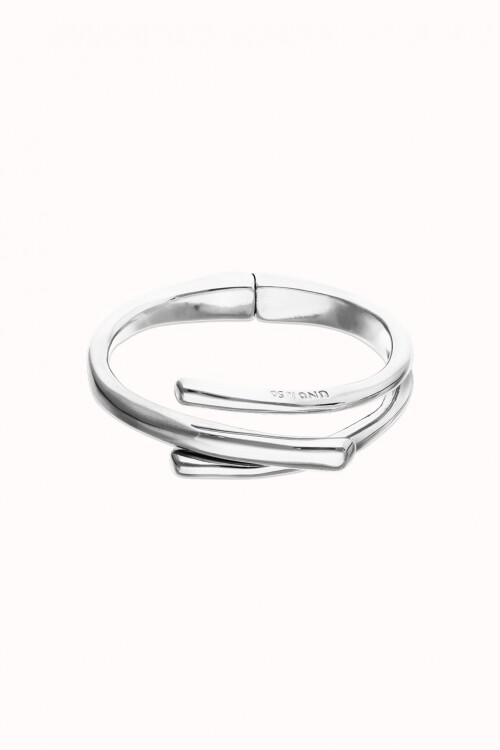 PULSERA DE ALEACIÓN DE METALES BAÑADA EN PLATA DE LEY CON FORMA DE TUBOS Pulsera