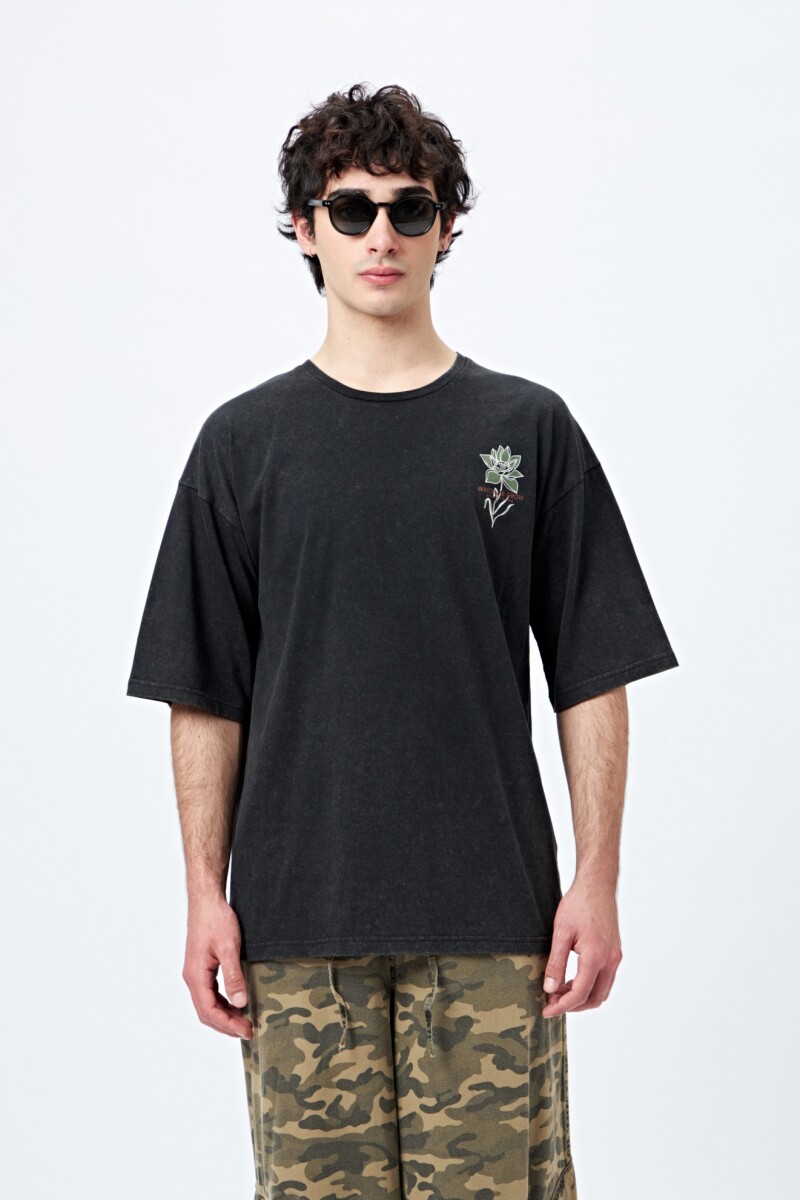 REMERA GROMI Negro