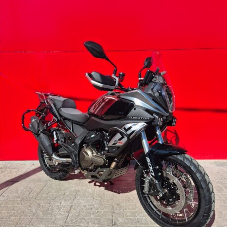 QJ SRT 600 SX Negro