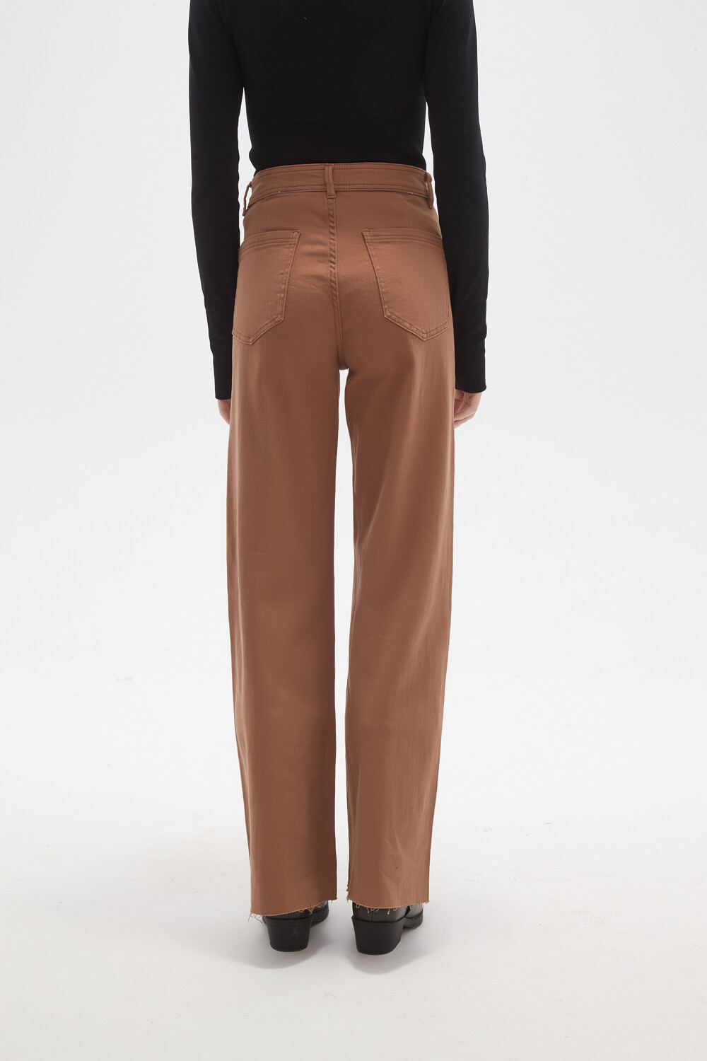 Pantalon Cyrath Tostado
