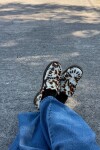 Mocasin Cowhide Chocolate