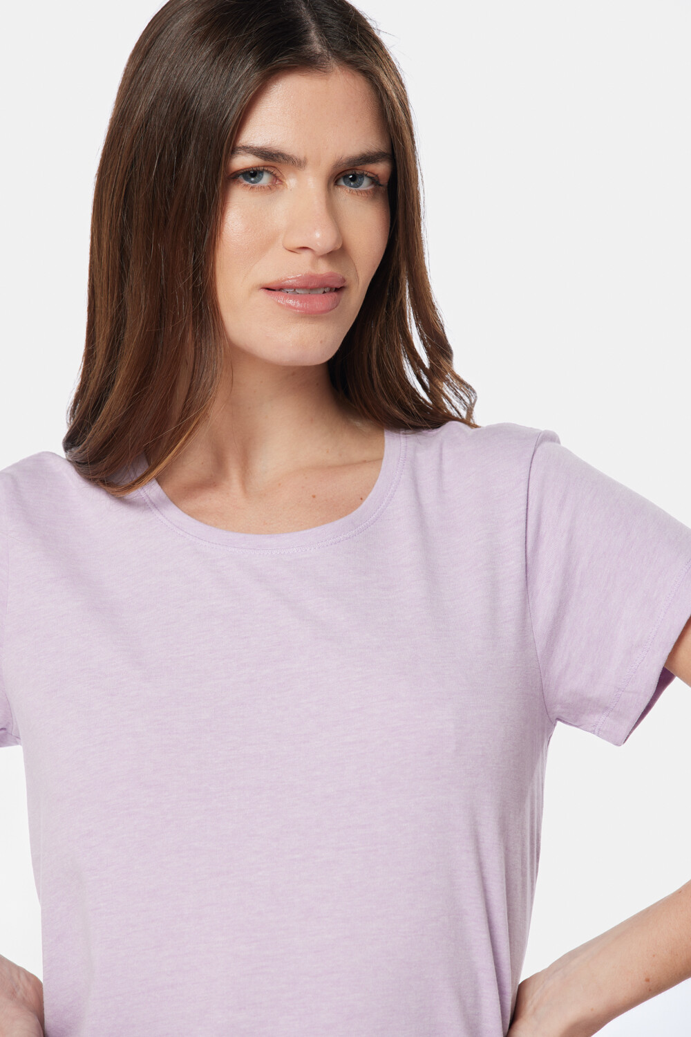 REMERA BÁSICA DE ALGODÓN Lila