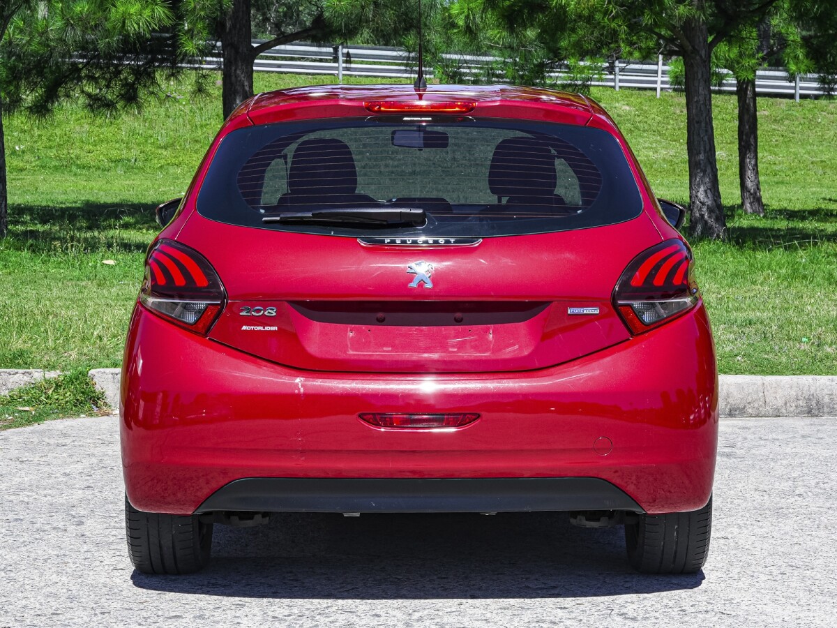 Peugeot 208 Active 1.2 Extra Full 2018 EXCELENTE ESTADO! Peugeot 208 Active 1.2 Extra Full 2018 EXCELENTE ESTADO!