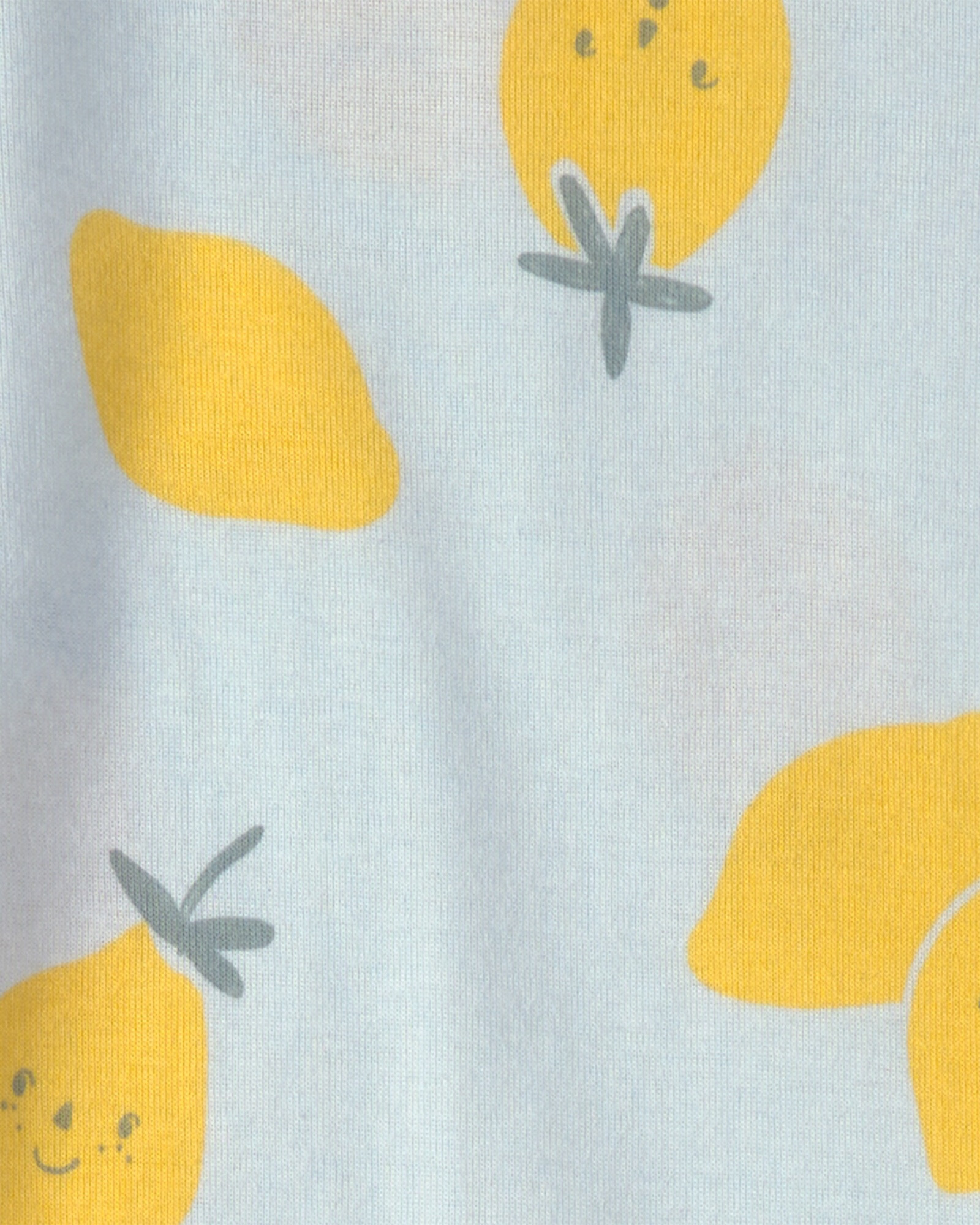 Pijama cuatro piezas de algodón, amarillo y azul, diseño limones. Talles 12-24M Pijama cuatro piezas de algodón, amarillo y azul, diseño limones. Talles 12-24M