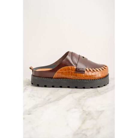 Zueco Combinado Cuero Marron