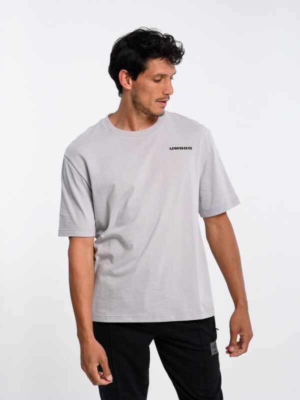 Remera Retro Big Logo Umbro Hombre 592