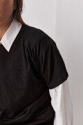 REMERA MOREA Negro