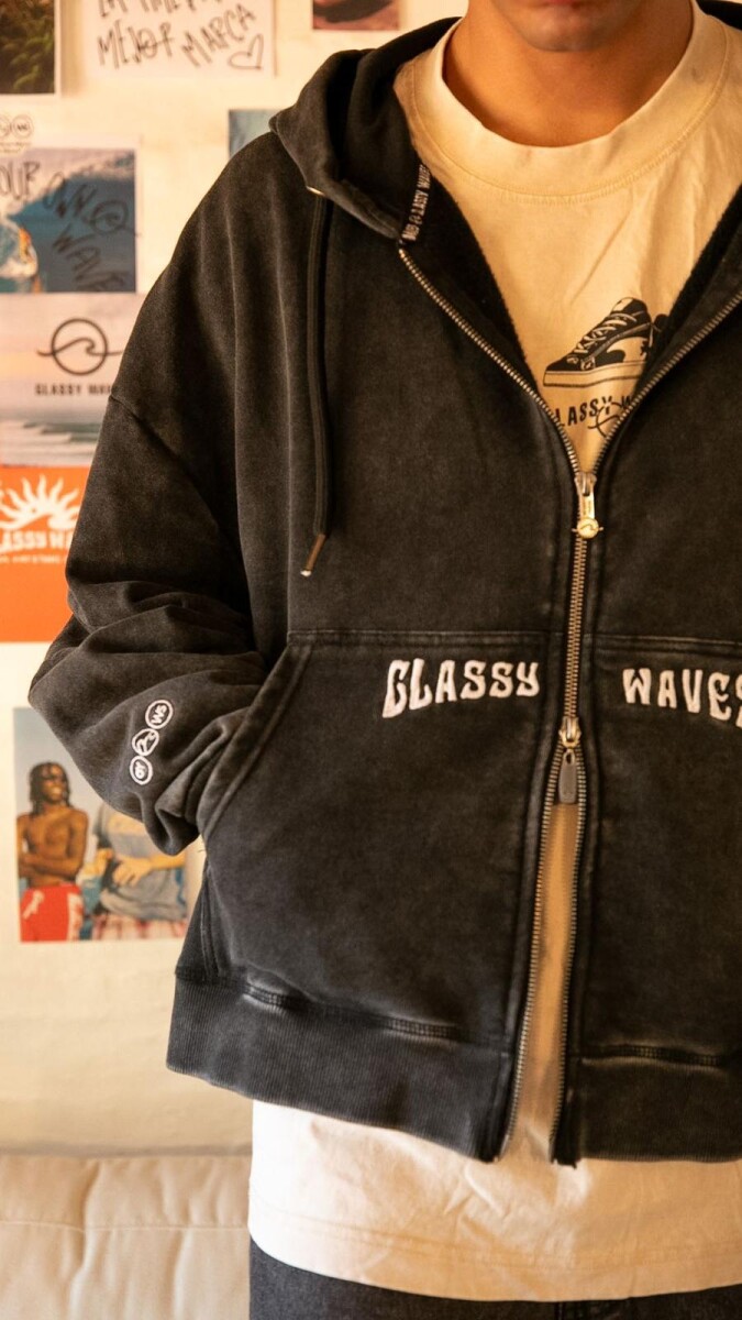Campera Cyclo Bordada Doble Cierre / Negro Wash 