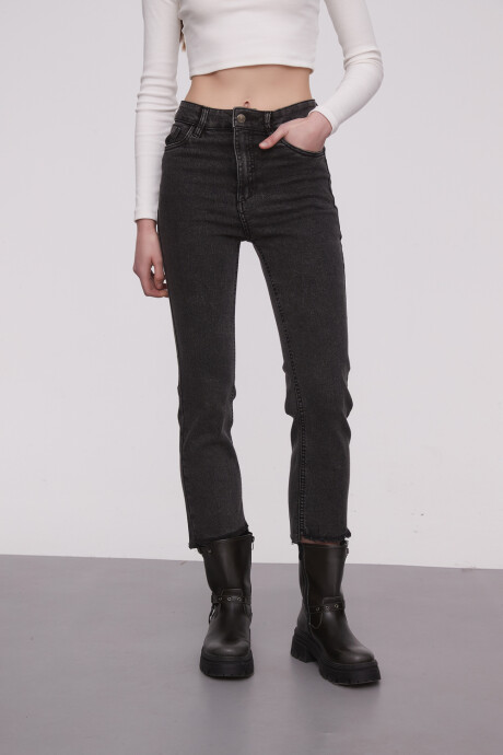Pantalon Thulani Gris Medio