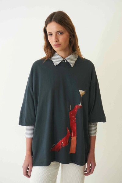 REMERA OVER VERMELHA Gris