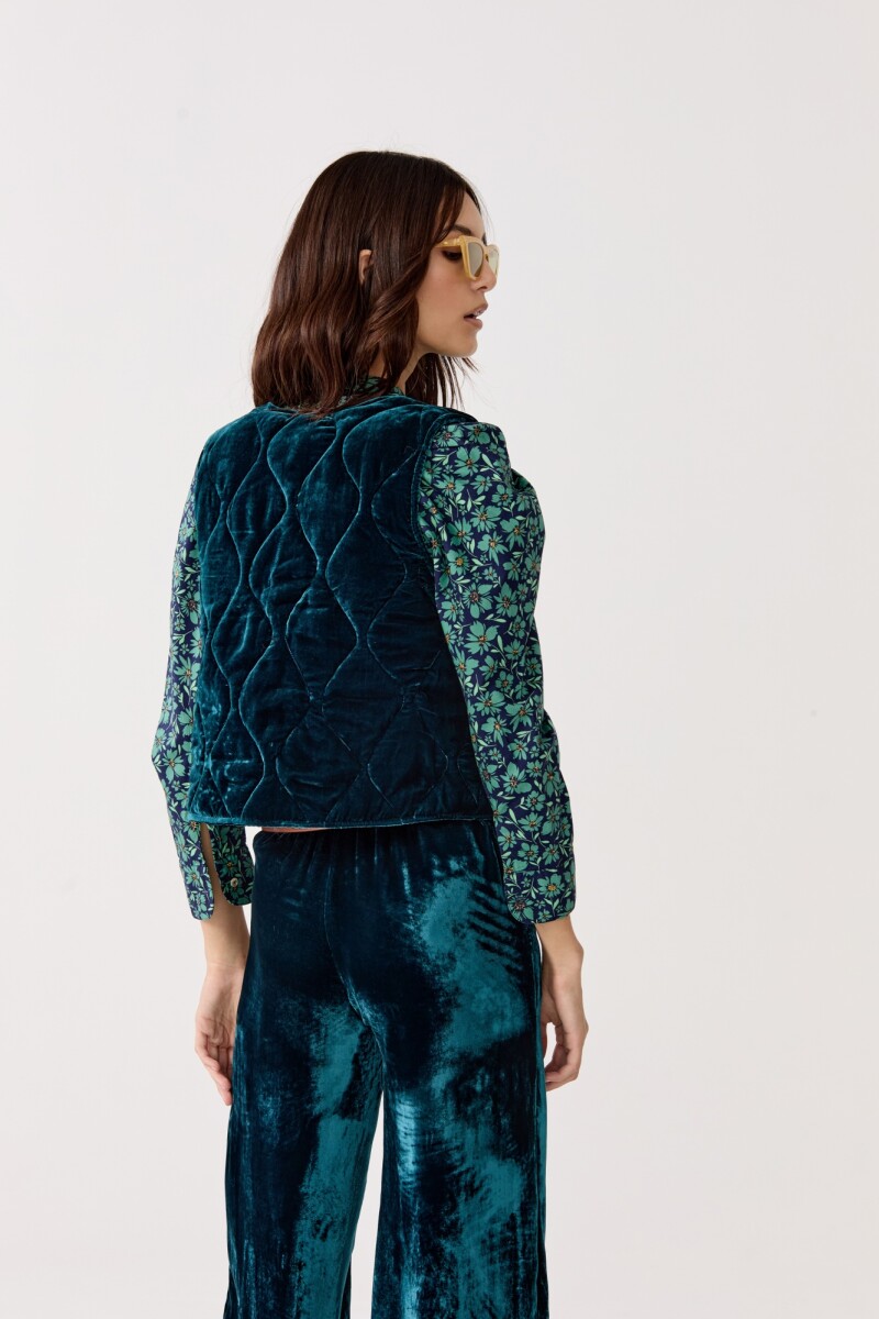 Waves Velvet Quilted Vest - Te Verde