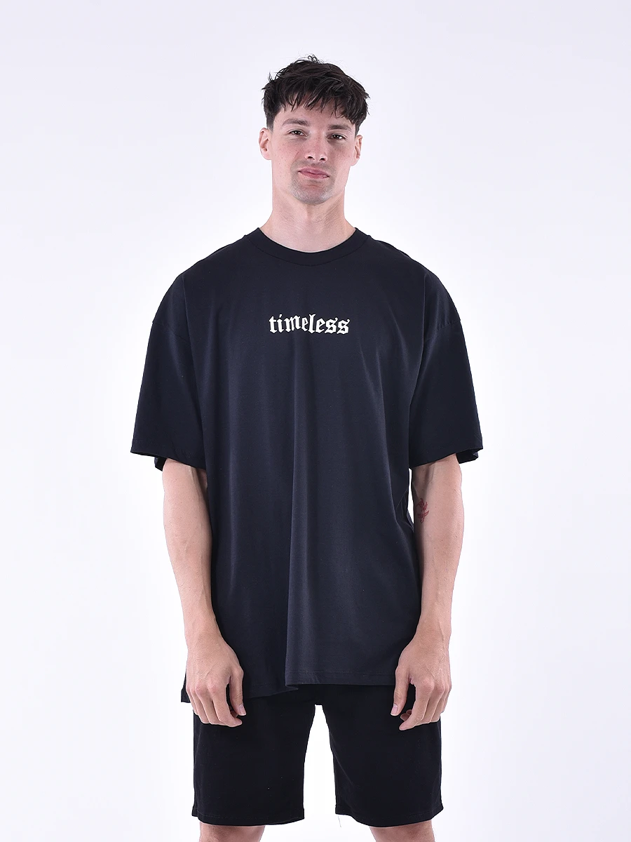 REMERA TIMELESS - NEGRO 