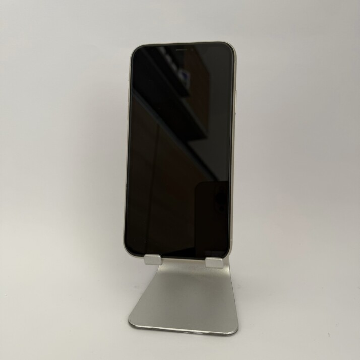 iPhone 11 128 GB - White iPhone 11 128 GB - White
