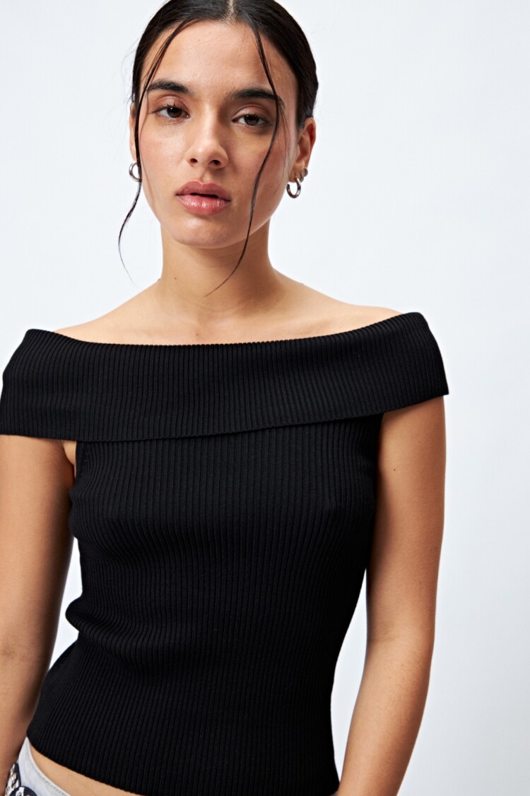 TOP LEONELA Negro