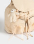 Mochilas Urbanas Mochila Urbana Con Charm Osito - Blanco Crudo