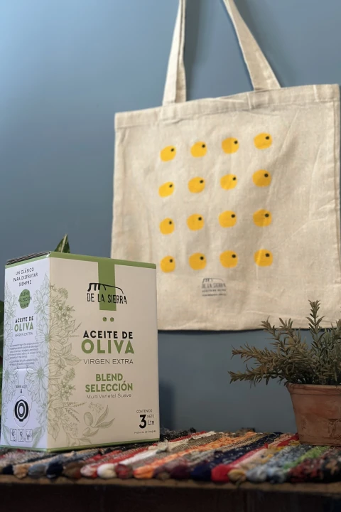 Aceite de Oliva - BLEND SELECCIÓN / 3 litros - BAG-IN-BOX + TOTE BAG Aceite de Oliva - BLEND SELECCIÓN / 3 litros - BAG-IN-BOX + TOTE BAG