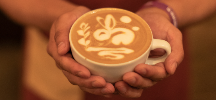 El Arte del Latte: Historia, Popularidad y Secretos de una Tendencia