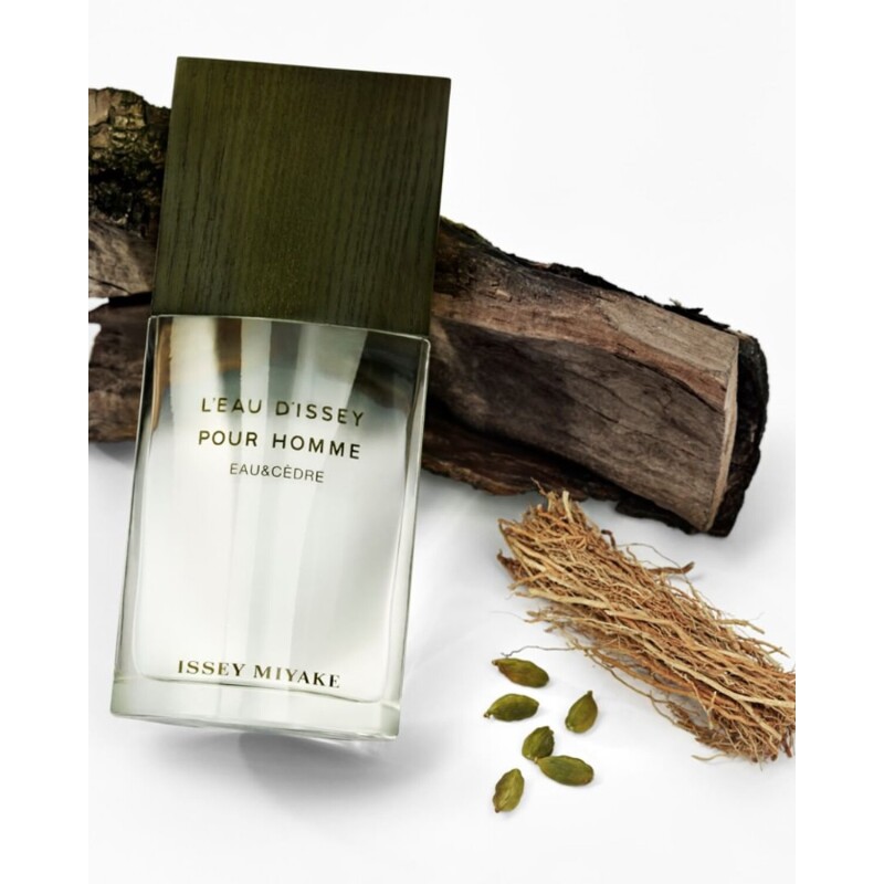 Perfume Issey Miyake L'Eau d'Issey pour Homme Eau & Cèdre EDT 50ml Perfume Issey Miyake L'Eau d'Issey pour Homme Eau & Cèdre EDT 50ml