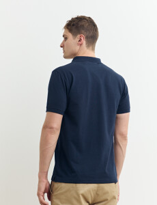 520751 REMERA HARRINGTON LABEL Azul Oscuro