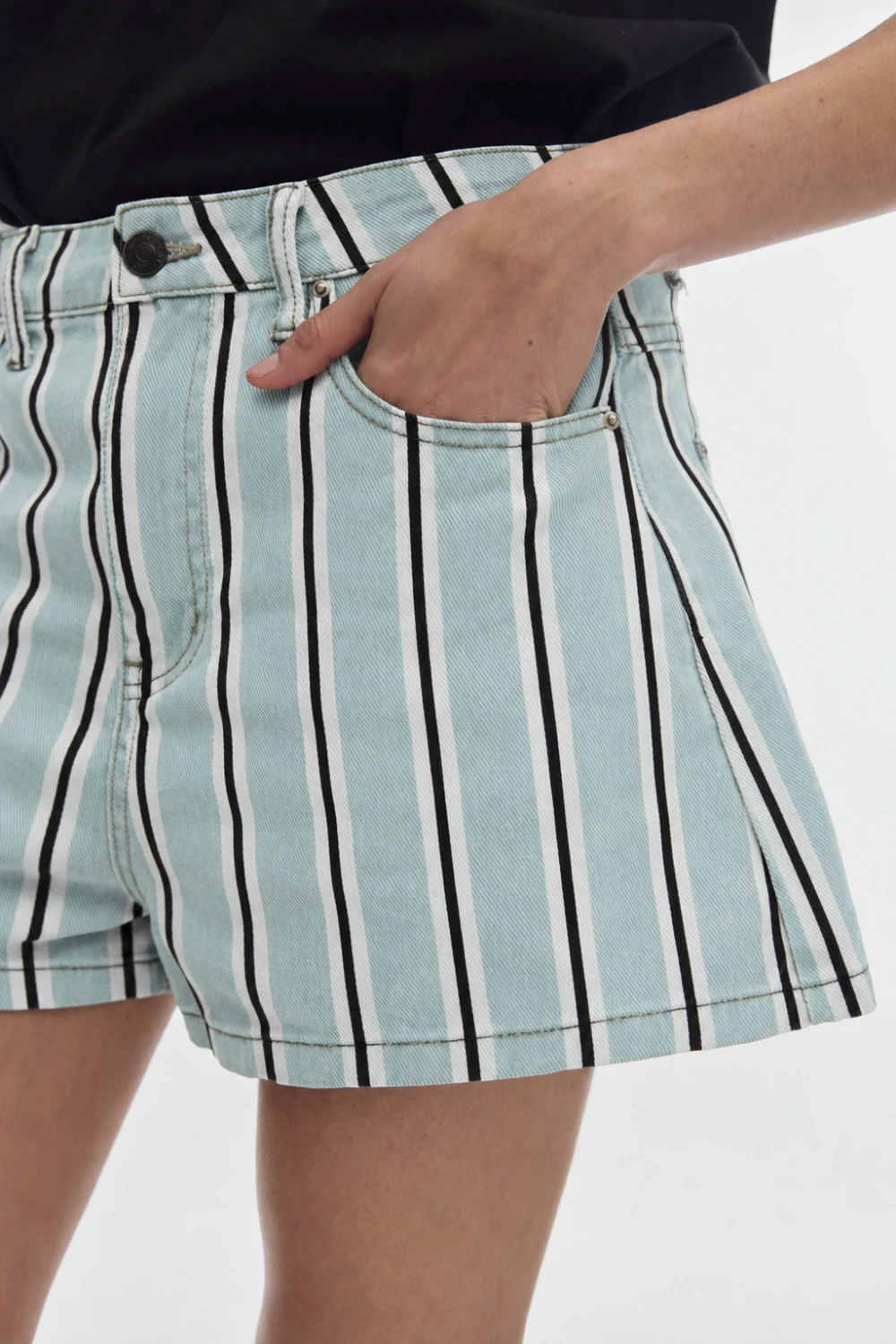 Short KEN Stripes