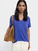 Camiseta Básica Cuello Pico azul