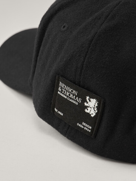 HAT FANG NEGRO
