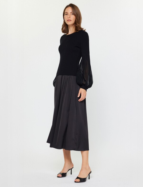 Vestido Saten & Buzo NEGRO