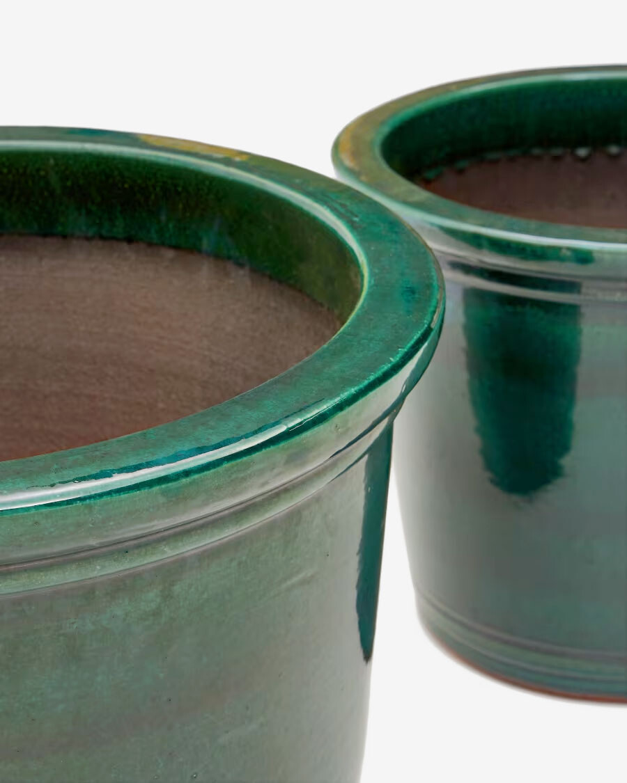Set Presili de 2 maceteros de cerámica con acabado verde glaseado Ø 37 / 47 cm Set Presili de 2 maceteros de cerámica con acabado verde glaseado Ø 37 / 47 cm