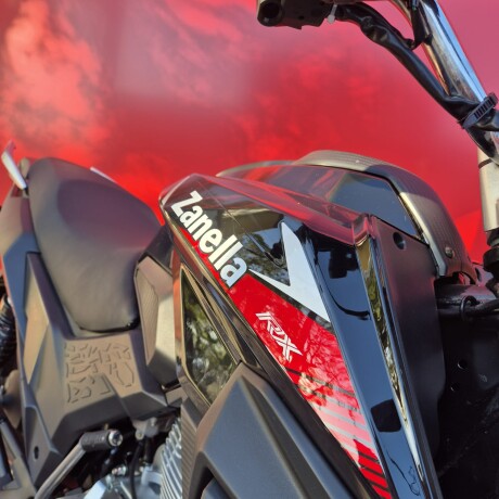 Zanella RX125 Naked Negro