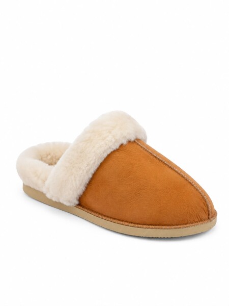 Pantuflas de Cuero con Corderito Camel