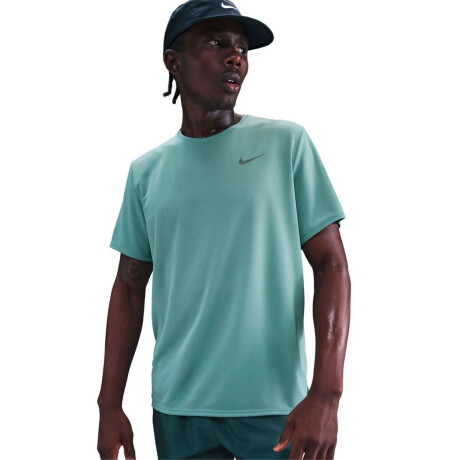 Remera Nike Dri-Fit Uv Miler Manga Corta de Hombre Multicolor