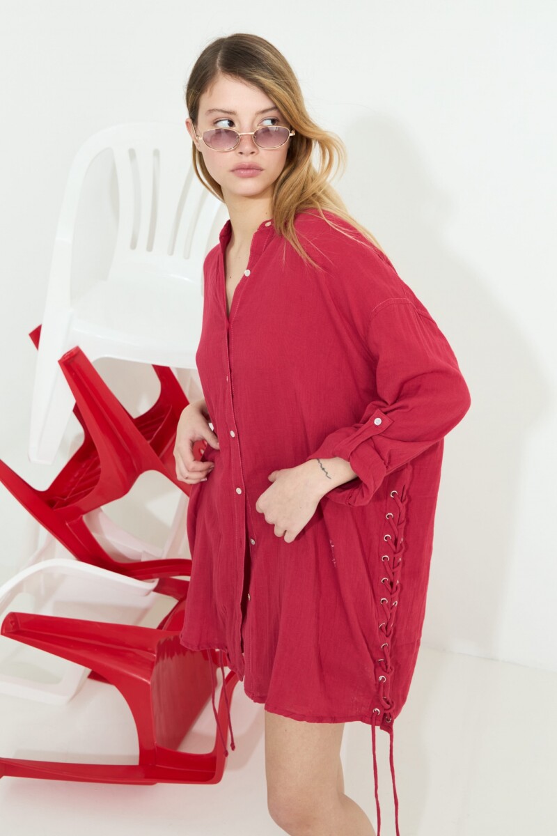 Camisa acordonada rojo