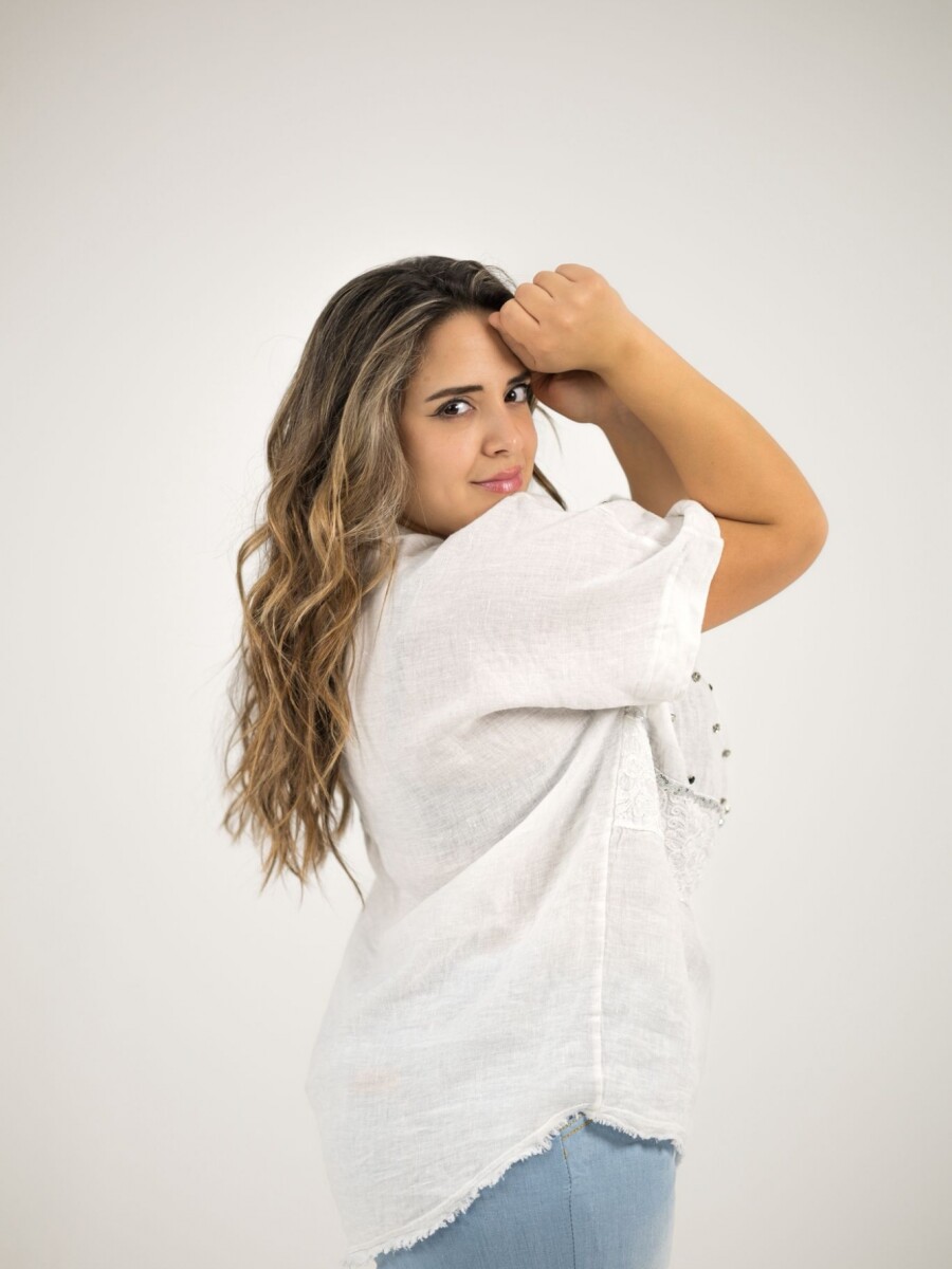Blusa 100% lino Con strass bordado y lentejuelas Blanca