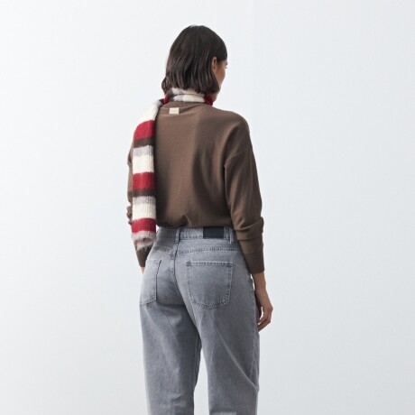 JEAN GUINEA Gris