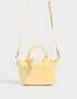 City Clasico Cartera City Con Charm De Perlas - Amarillo Claro