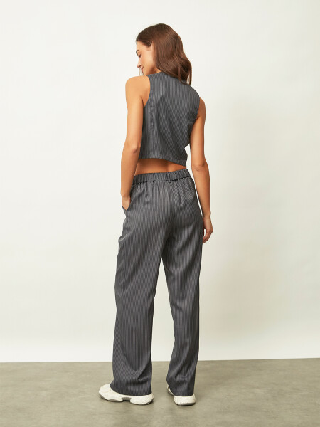 PANTALÓN LOMAS GRIS OSCUROGenérico