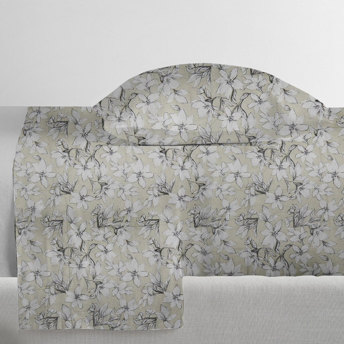 Juego Sábanas 1 Plaza y Media Bukara 100% Microfibra - 250 FLORES BEIGE 