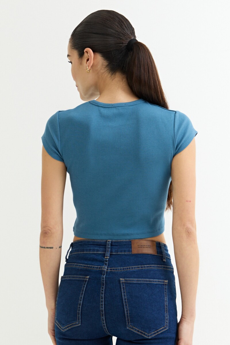 Remera crop top con estampa AZUL