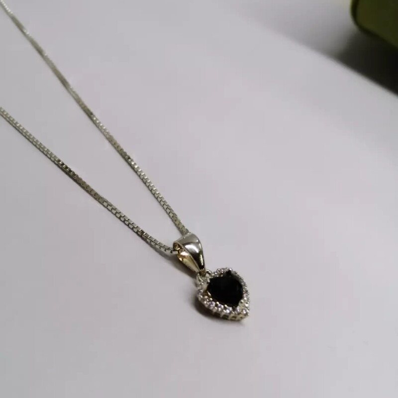 Cadena y colgante plata con corazon Cadena y colgante plata con corazon