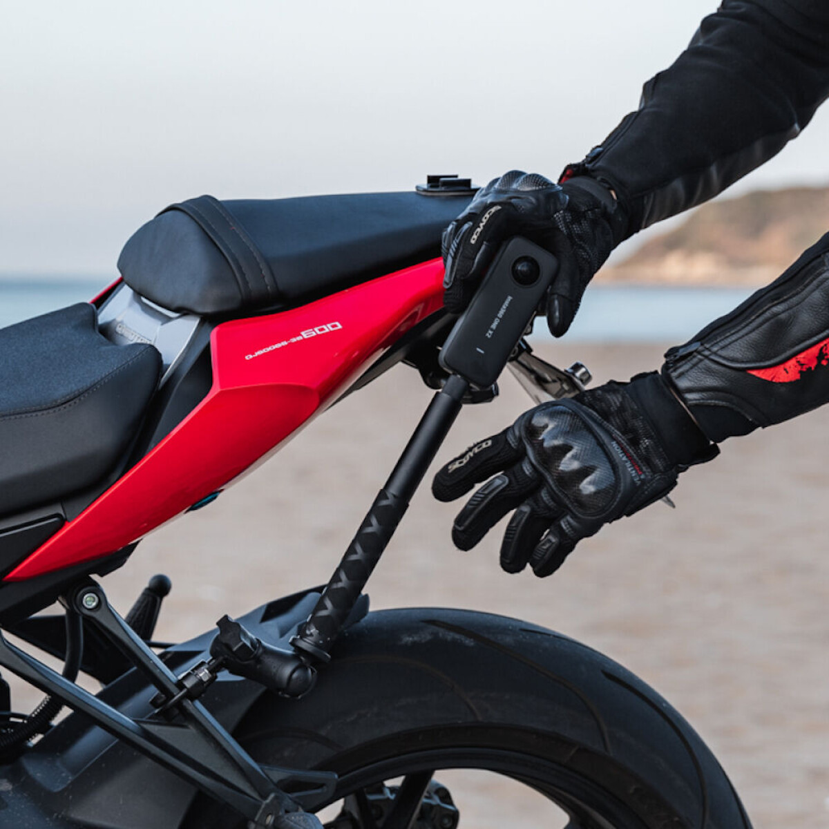 Insta360 motorcycle u-bolt mount soporte para motocicleta Insta360 motorcycle u-bolt mount