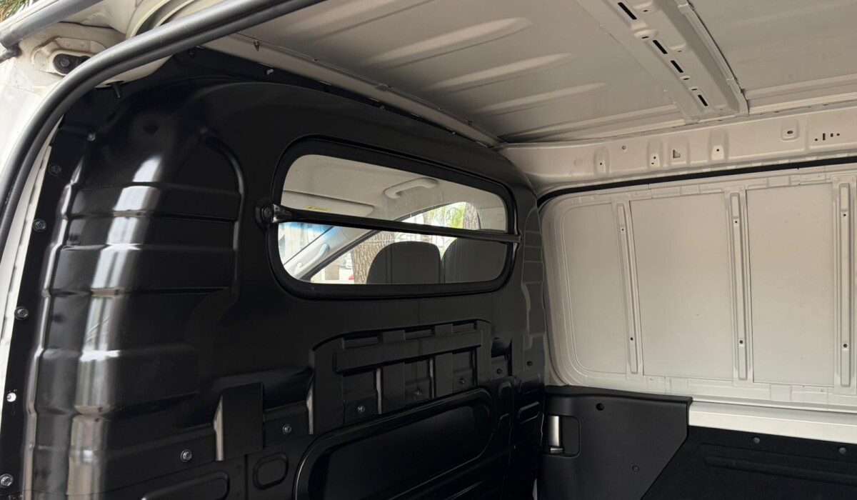 Hyundai H1 Staria Furgon 2.2 Diesel - 2022 Hyundai H1 Staria Furgon 2.2 Diesel - 2022